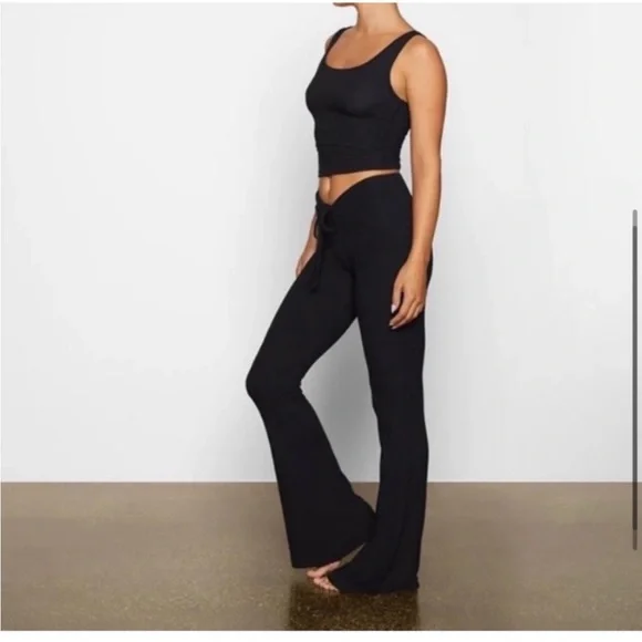 NWT Skims Soft Lounge Cinch Pant Medium black - Picture 3 of 6